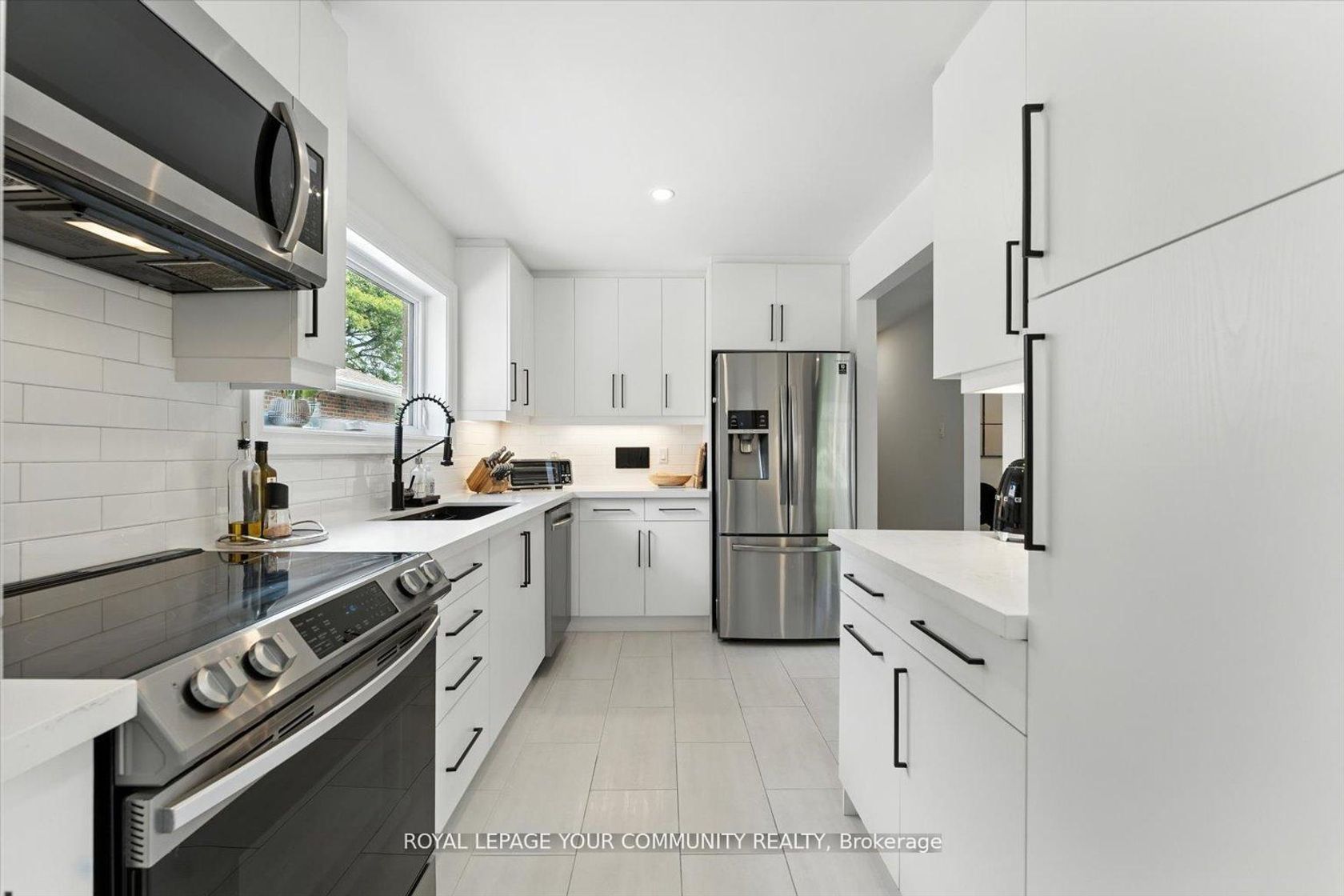 Photo 15 at 33 Murellen Crescent, Victoria Village, Toronto Photo 15 at 33 Murellen Crescent, Victoria Village, Toronto