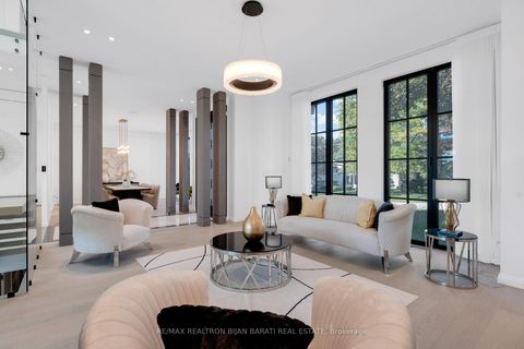 Photo 5 at 21 Idleswift Drive, Uplands, Vaughan