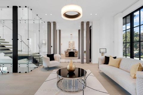 Photo 6 at 21 Idleswift Drive, Uplands, Vaughan