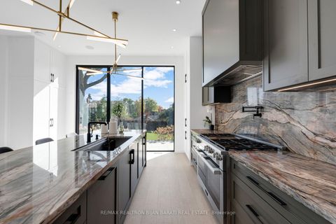 Photo 17 at 21 Idleswift Drive, Uplands, Vaughan