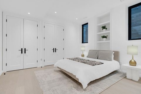 Photo 46 at 21 Idleswift Drive, Uplands, Vaughan