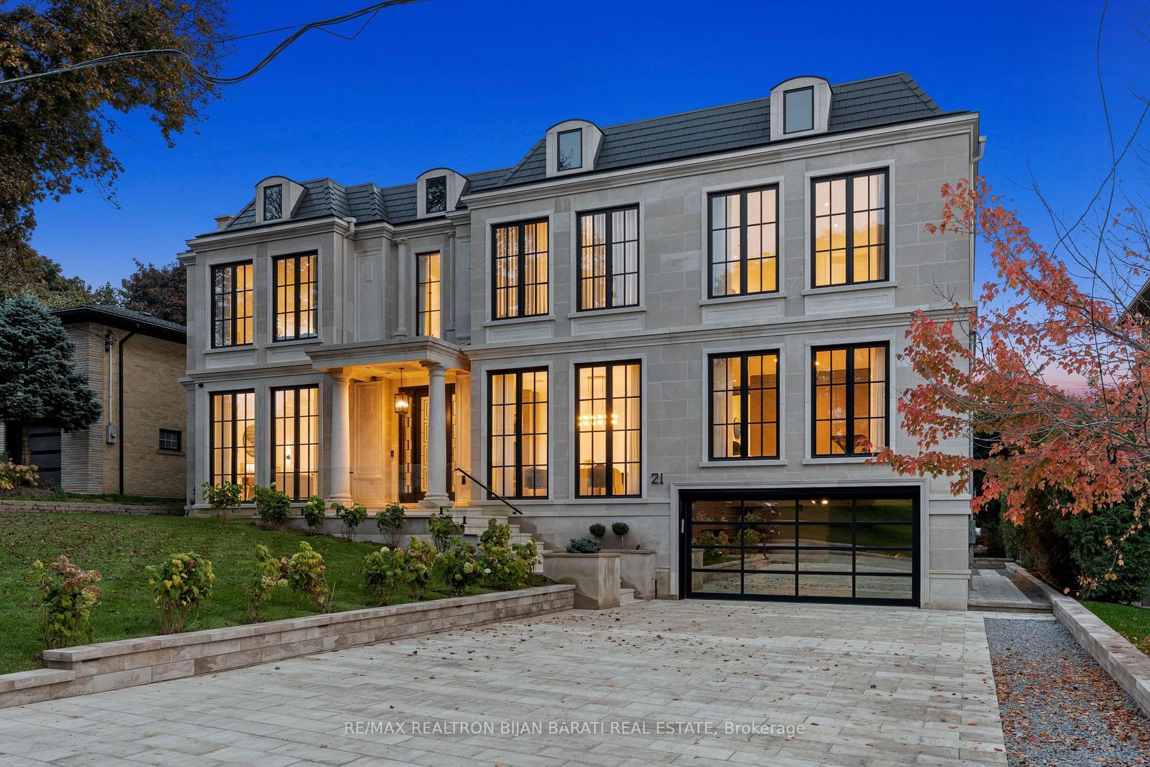 21 Idleswift Drive, Uplands, Vaughan photo number 2