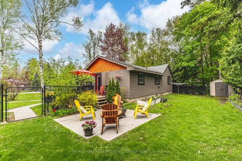 Photo 2 at 759 Florence Road, Alcona, Innisfil