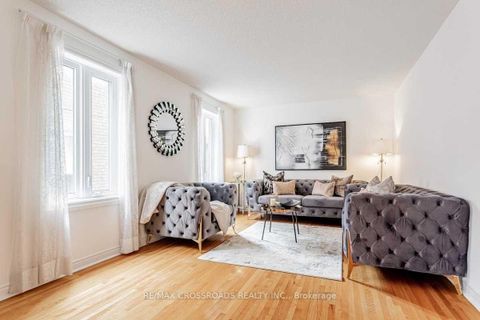 Photo 5 at 87 Woodriver Street, Devonsleigh, Richmond Hill