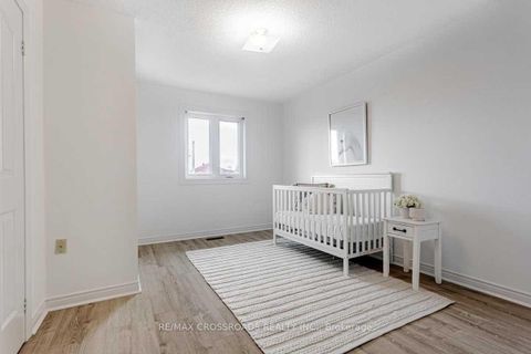 Photo 11 at 87 Woodriver Street, Devonsleigh, Richmond Hill