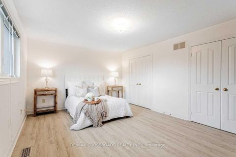 Photo 15 at 87 Woodriver Street, Devonsleigh, Richmond Hill