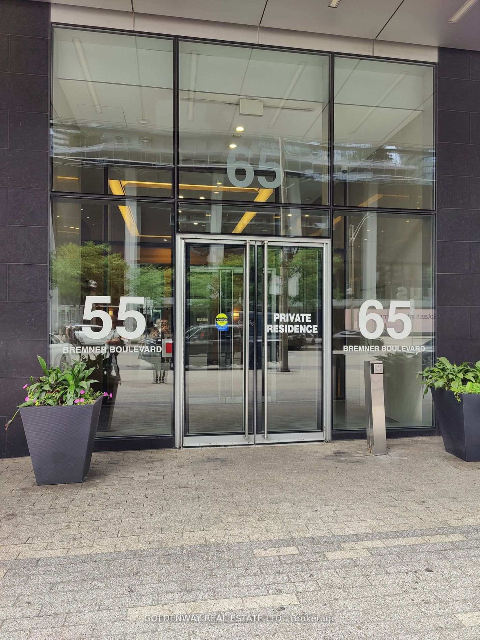 Photo 1 at 2608 - 55 Bremner Boulevard, Waterfront Communities C1, Toronto Photo 1 at 2608 - 55 Bremner Boulevard, Waterfront Communities C1, Toronto