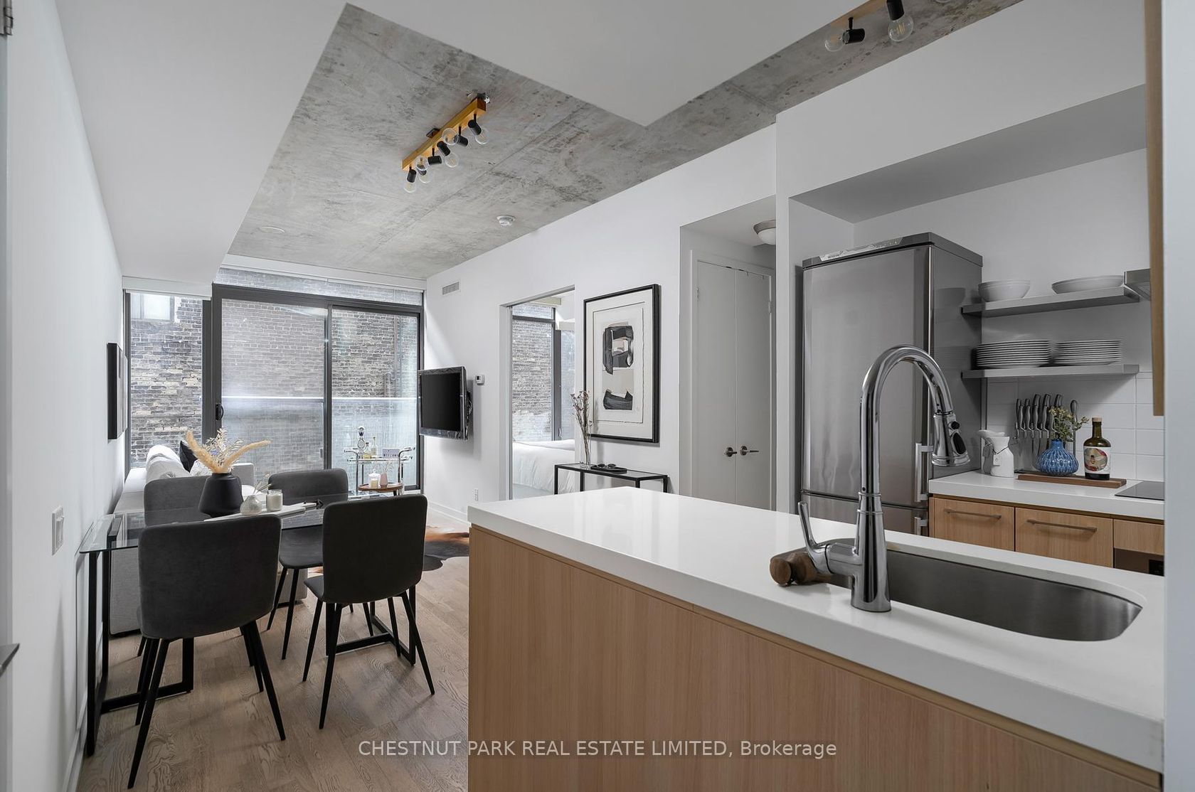 230 - 461 Adelaide Street, Waterfront Communities C1, Toronto 
