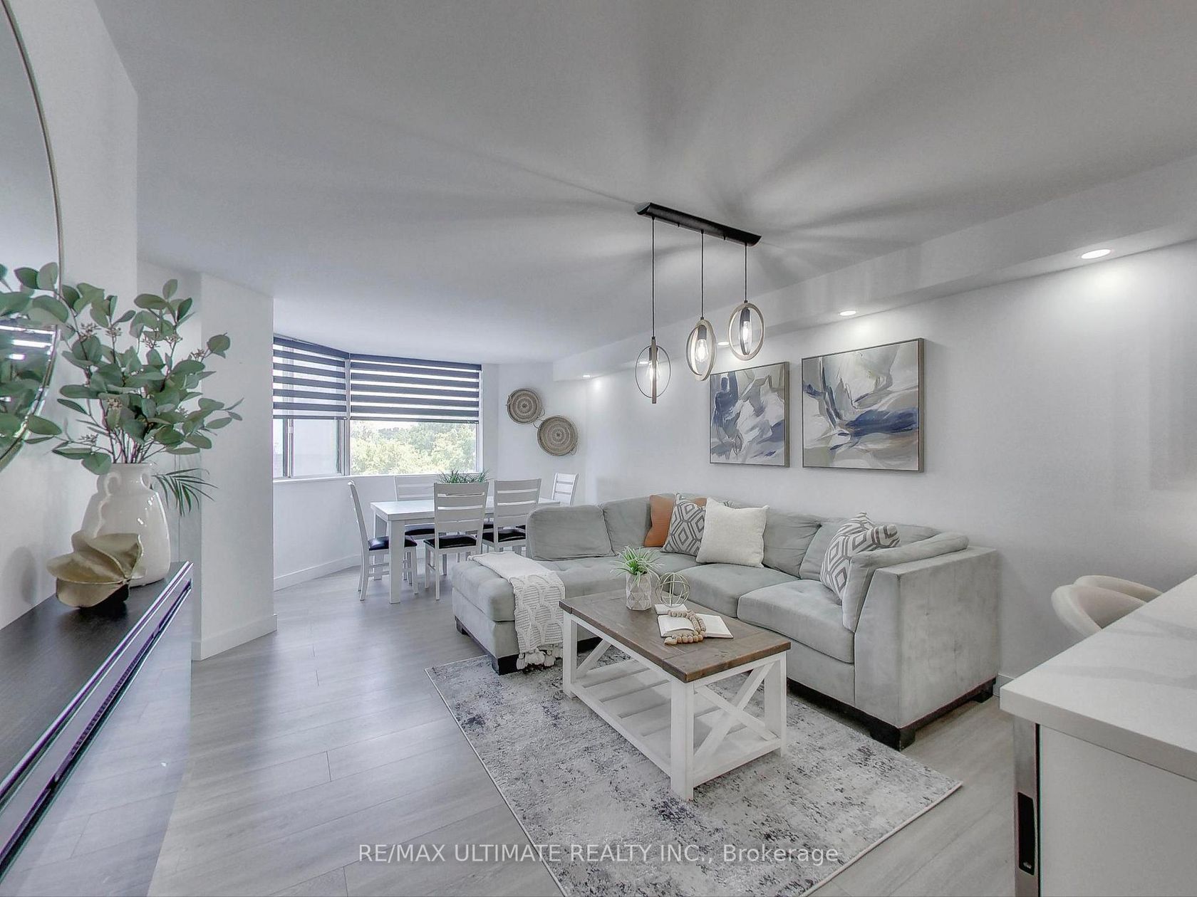 210 - 234 Albion Road, Old Rexdale, Toronto  by Loree Meneguzzi Real Estate 210 - 234 Albion Road, Old Rexdale, Toronto