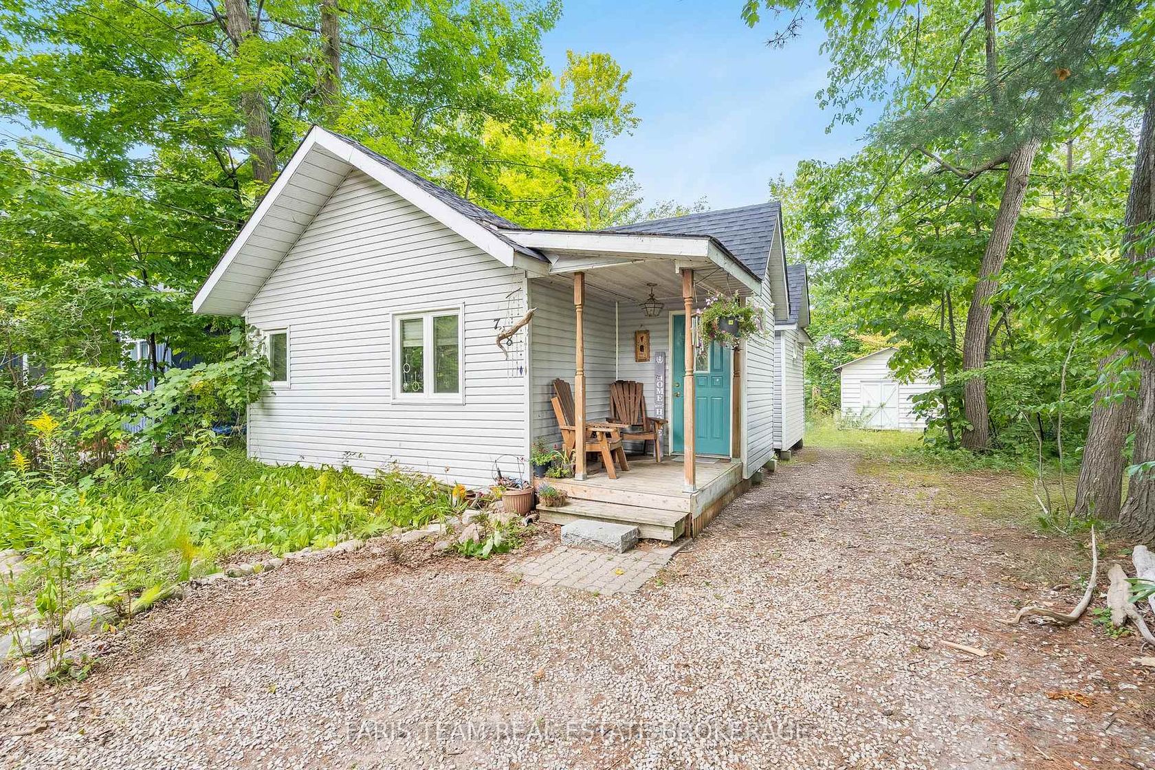 728 Hastings Avenue, Alcona, Innisfil photo number 2