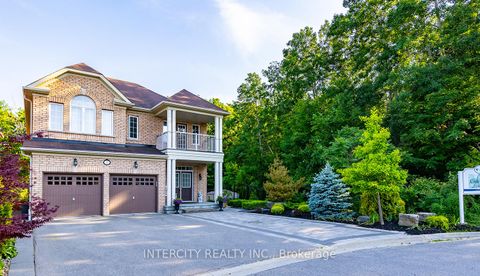 Photo 1 at 23 Halo Court, Patterson, Vaughan