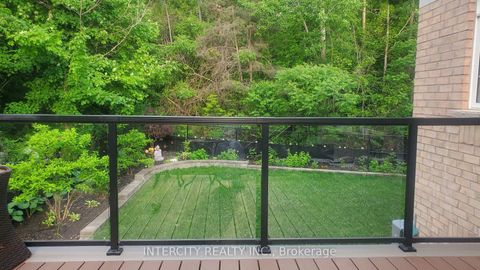 Photo 28 at 23 Halo Court, Patterson, Vaughan