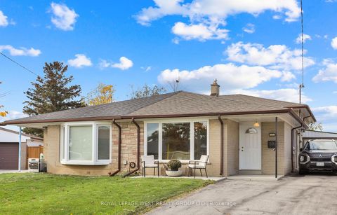Photo 0 at 58 Frankton Crescent, York University Heights, Toronto