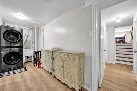 Photo 9 at 58 Frankton Crescent, York University Heights, Toronto