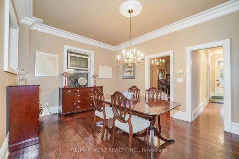 Photo 2 at 153 Booth Avenue, South Riverdale, Toronto