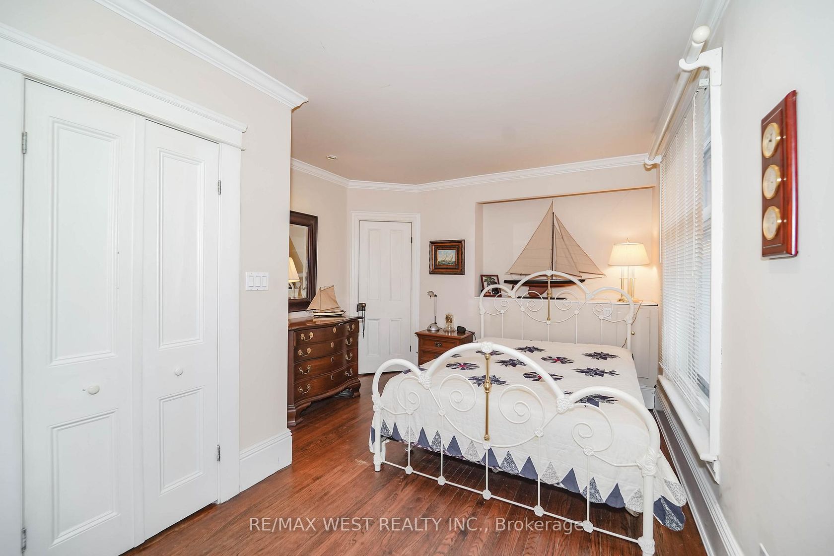 Photo 5 at 153 Booth Avenue, South Riverdale, Toronto Photo 5 at 153 Booth Avenue, South Riverdale, Toronto