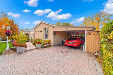 Photo 3 at 49 Tunmead Square, Malvern, Toronto