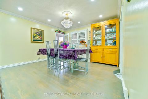 Photo 12 at 49 Tunmead Square, Malvern, Toronto