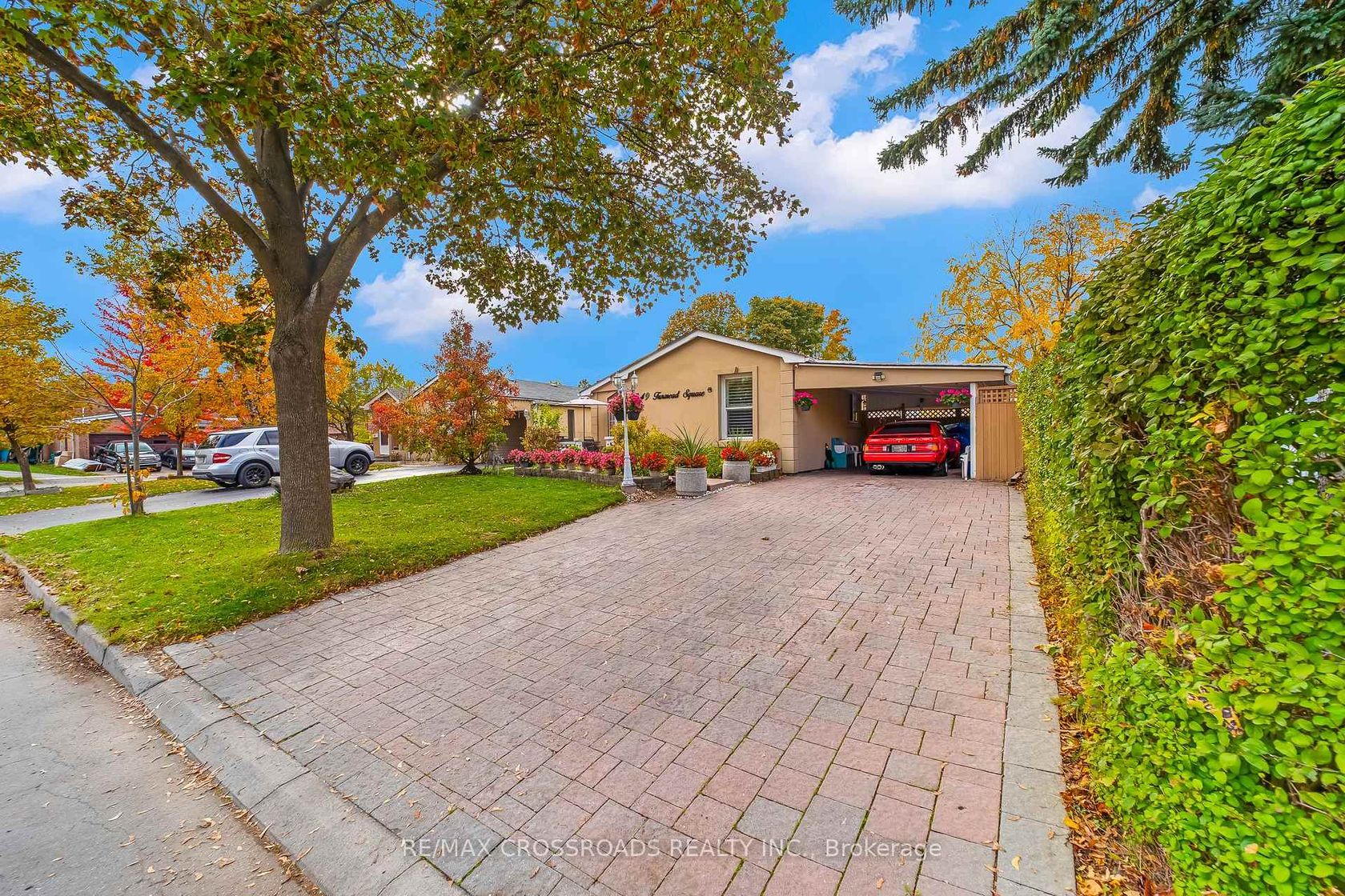 49 Tunmead Square, Malvern, Toronto 