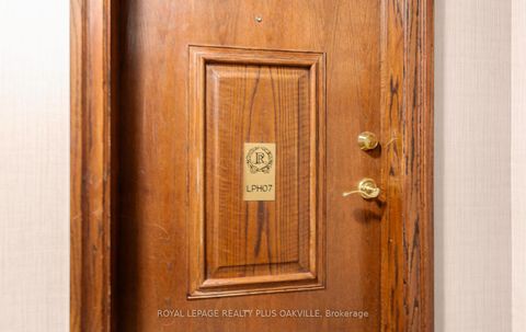 Photo 9 at LPH07 - 7 Michael Power Place, City Centre West, Toronto