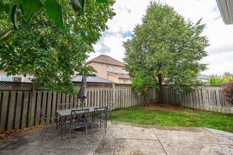 Photo 3 at 129 Fox Hound Crescent, Vellore Village, Vaughan