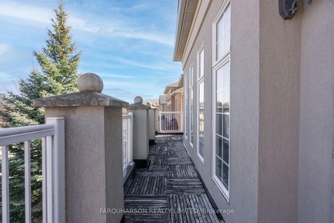 Photo 16 at 129 Fox Hound Crescent, Vellore Village, Vaughan