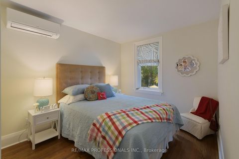 Photo 22 at 12 Glenwood Avenue, High Park North, Toronto