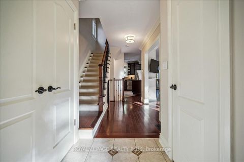 Photo 6 at 265 Winnett Avenue, Cedarvale, Toronto