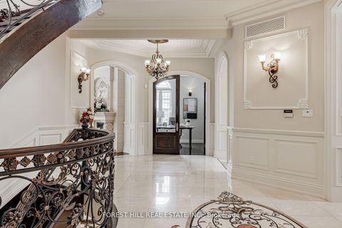 Photo 5 at 4 Fifeshire Road, Windfields, Toronto