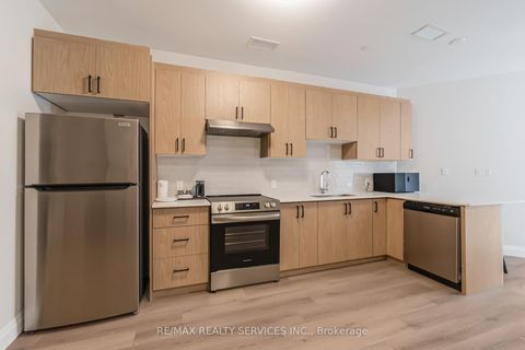 Photo 4 at #1 - 30 DEAN PARK Road, Rouge E11, Toronto
