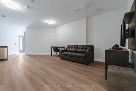 Photo 7 at #1 - 30 DEAN PARK Road, Rouge E11, Toronto