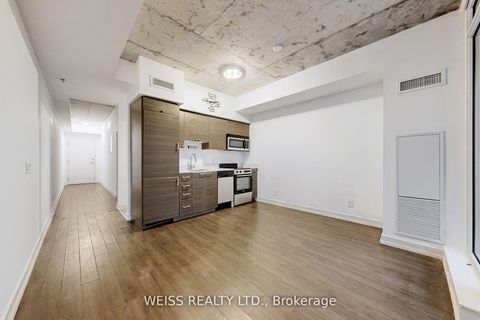 Photo 10 at 215 - 707 Dovercourt Road, Little Italy, Toronto