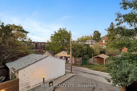 Photo 16 at 215 - 707 Dovercourt Road, Little Italy, Toronto