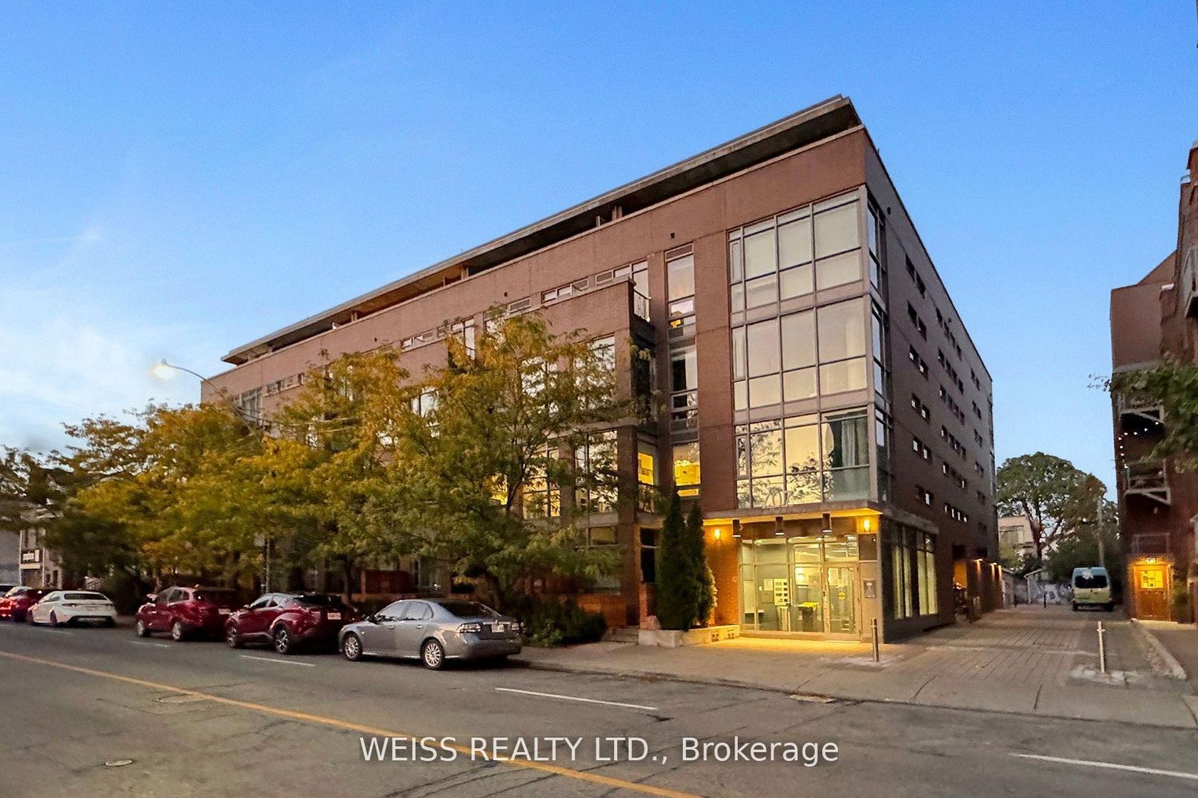 215 - 707 Dovercourt Road, Little Italy, Toronto 