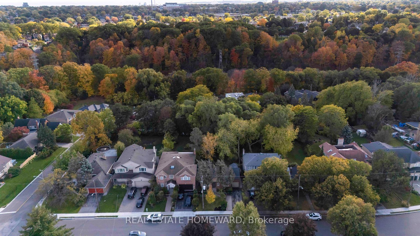Photo 43 at 59 Parkview Hill Crescent, Parkview, Toronto Photo 43 at 59 Parkview Hill Crescent, Parkview, Toronto