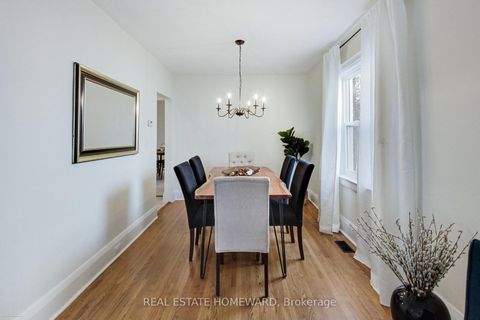 Photo 11 at 255 Westlake Avenue, Lumsden, Toronto