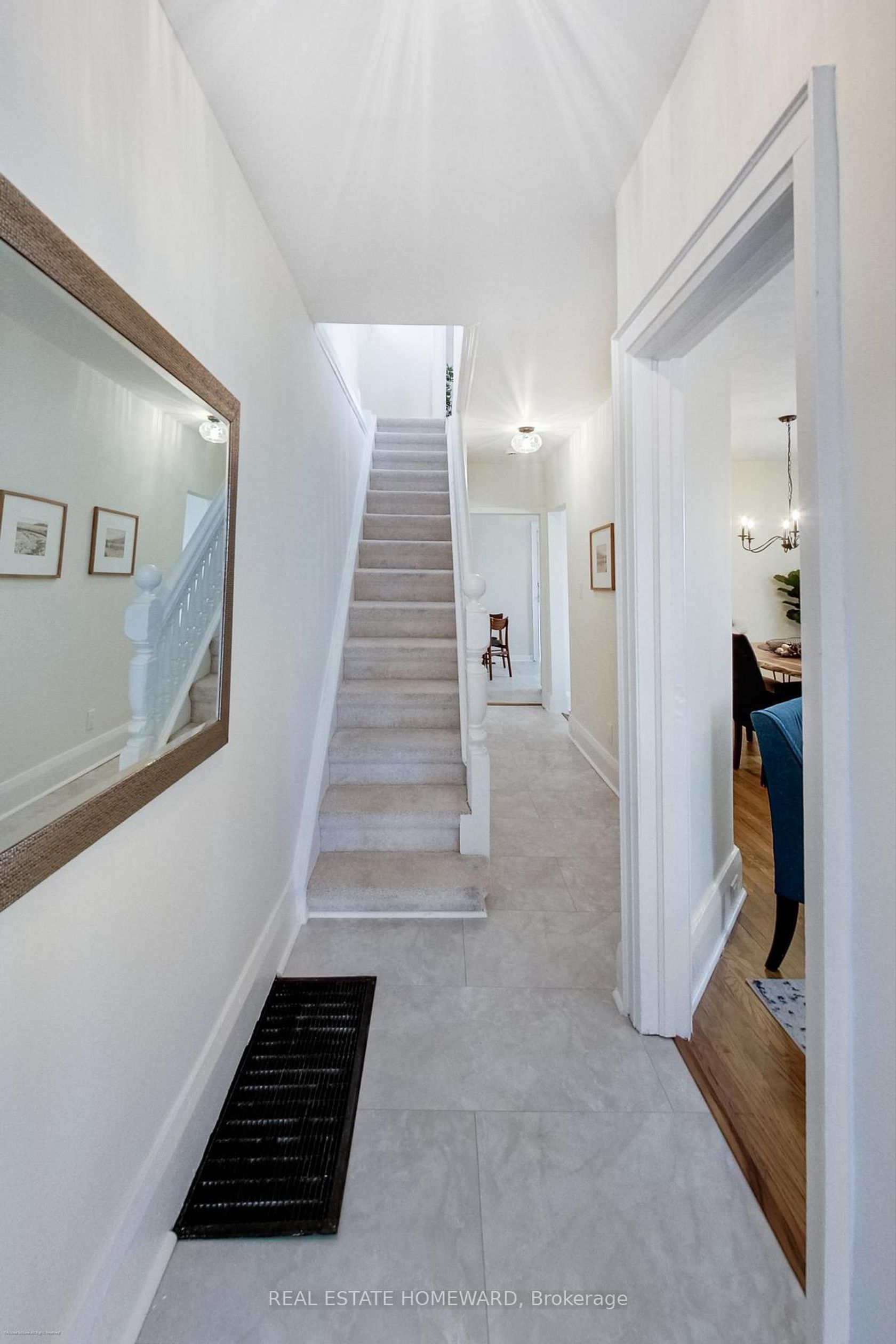 Photo 5 at 255 Westlake Avenue, Lumsden, Toronto Photo 5 at 255 Westlake Avenue, Lumsden, Toronto