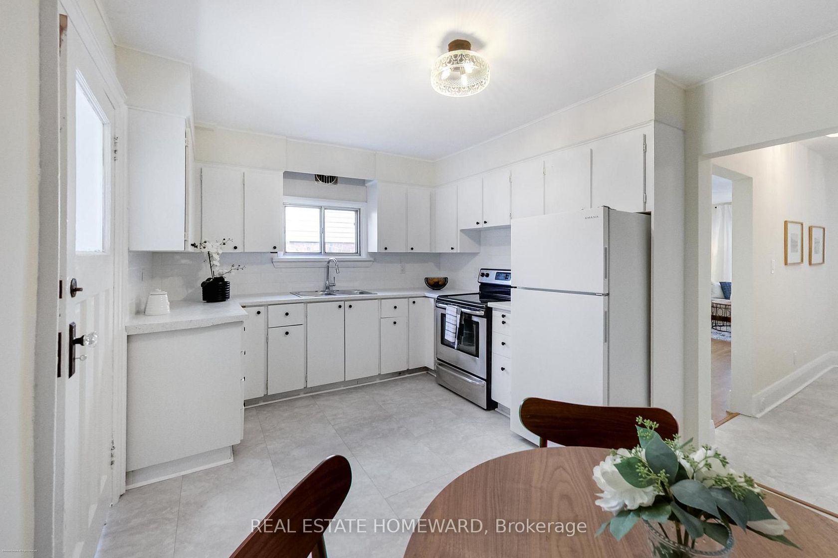 Photo 14 at 255 Westlake Avenue, Lumsden, Toronto Photo 14 at 255 Westlake Avenue, Lumsden, Toronto