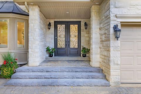 Photo 3 at 501 Palmer Avenue, Bayview Hill, Richmond Hill