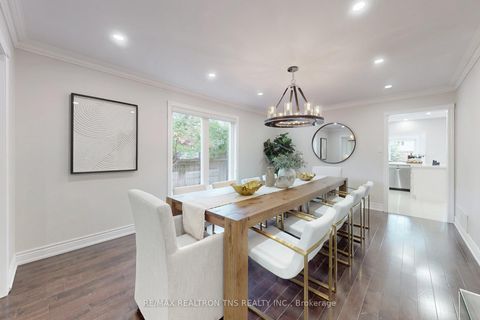 Photo 8 at 501 Palmer Avenue, Bayview Hill, Richmond Hill