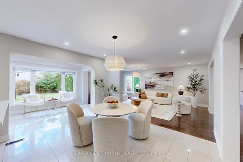 Photo 10 at 501 Palmer Avenue, Bayview Hill, Richmond Hill