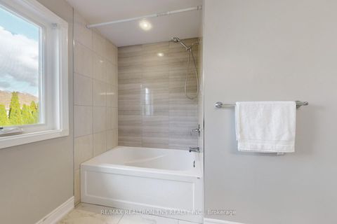 Photo 35 at 501 Palmer Avenue, Bayview Hill, Richmond Hill