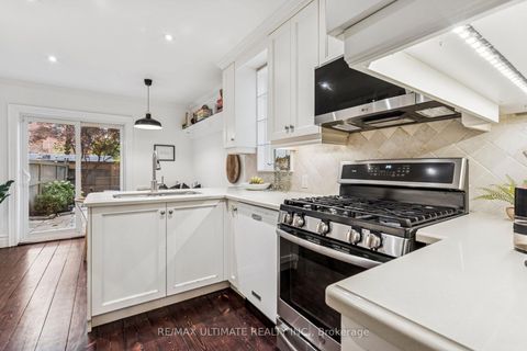 Photo 10 at 259 Seaton Street, Moss Park, Toronto