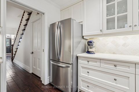 Photo 13 at 259 Seaton Street, Moss Park, Toronto