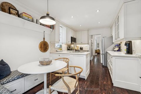 Photo 15 at 259 Seaton Street, Moss Park, Toronto