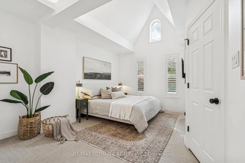 Photo 16 at 259 Seaton Street, Moss Park, Toronto