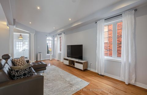 Photo 6 at 187 Colesbrook Road, Westbrook, Richmond Hill