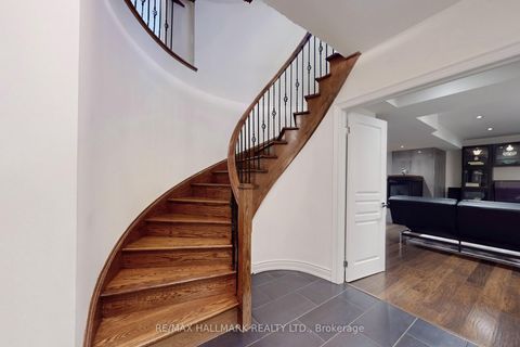 Photo 35 at 436 Paradelle Drive, Oak Ridges Lake Wilcox, Richmond Hill