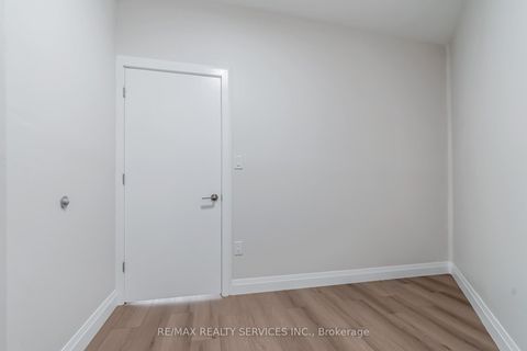 Photo 13 at #2 - 30 DEAN PARK Road, Rouge E11, Toronto
