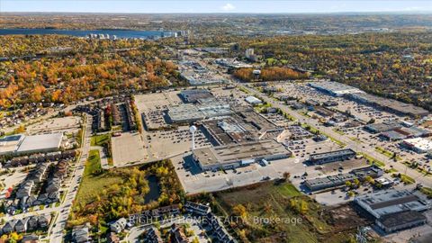 Photo 20 at 84 Trevino Circle, East Bayfield, Barrie